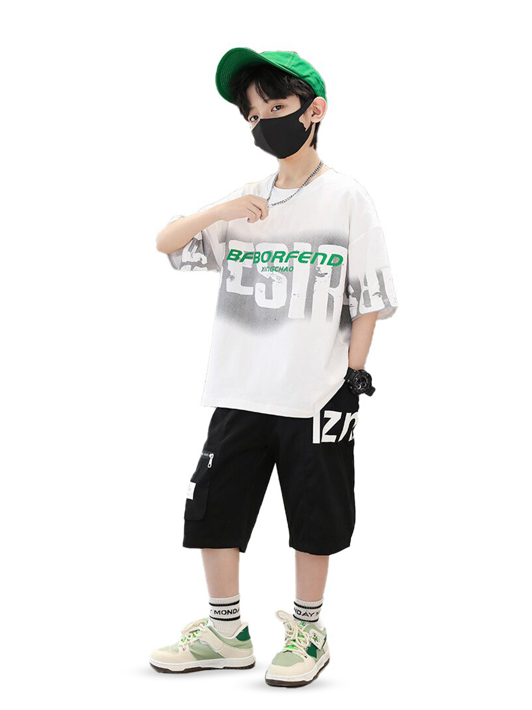 

StyleCast x Revolte Boys Printed Short Sleeves T-shirt With Shorts, White