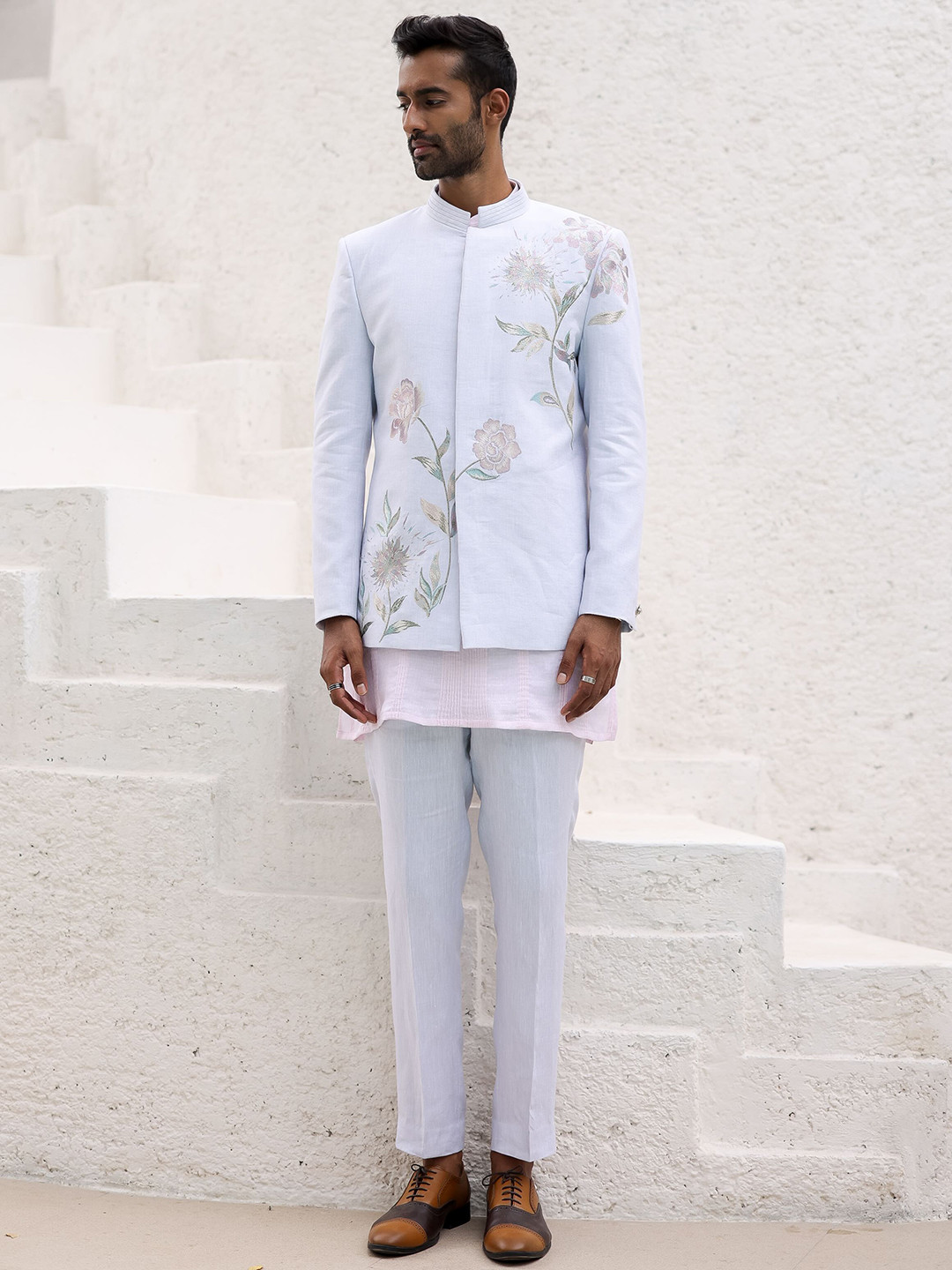 

ASUKA Embroidered Slim-Fit Bandhgala Pure Linen Three-Piece Suit, Blue