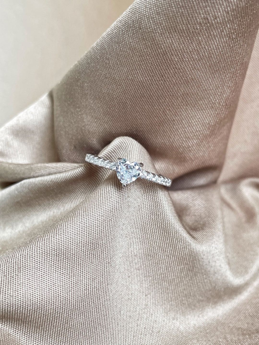 

BRIA JEWELS 925 Sterling Silver Rhodium-Plating CZ Studded Finger Ring