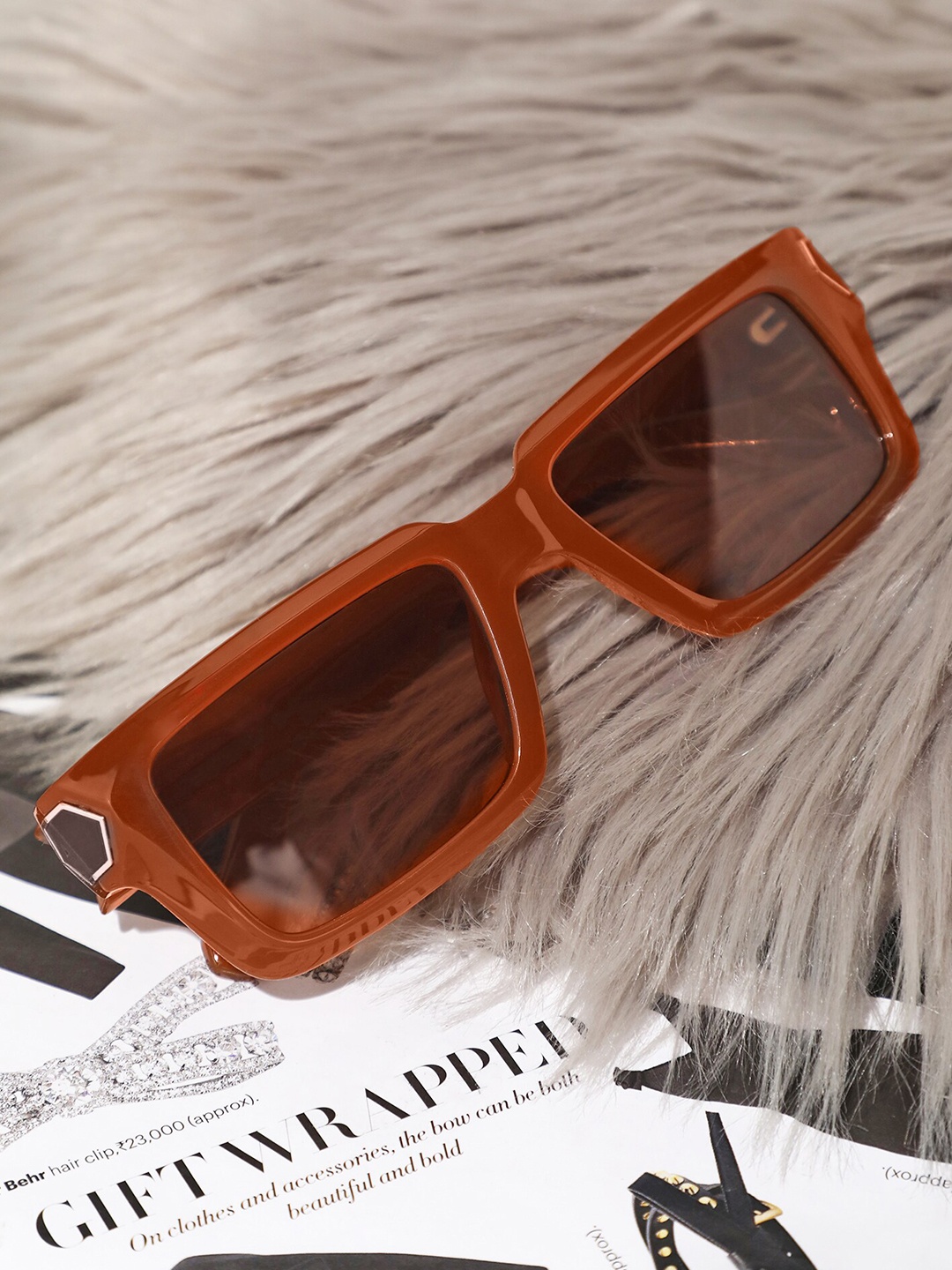 

LULU & SKY Women Rectangle Sunglasses W2345, Brown