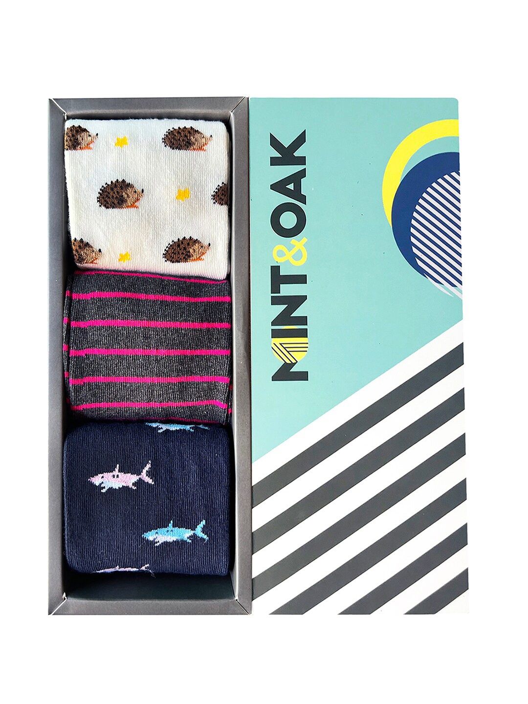 

Mint & Oak Men Pack Of 3 Patterned Moisture Wicking Ankle-Length Socks, White