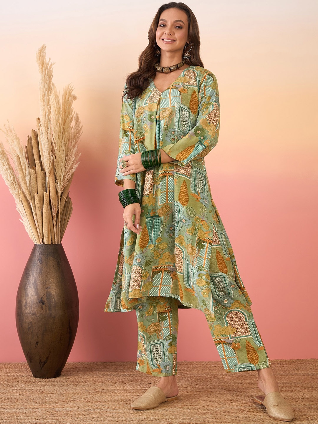 

InWeave V-Neck Abstract Printed Regular A-Line Kurta with Trousers, Green