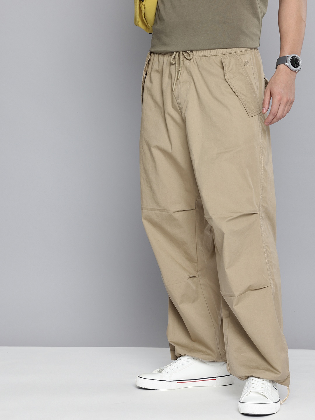 

Aeropostale Men Pure Cotton Baggy Trousers, Beige