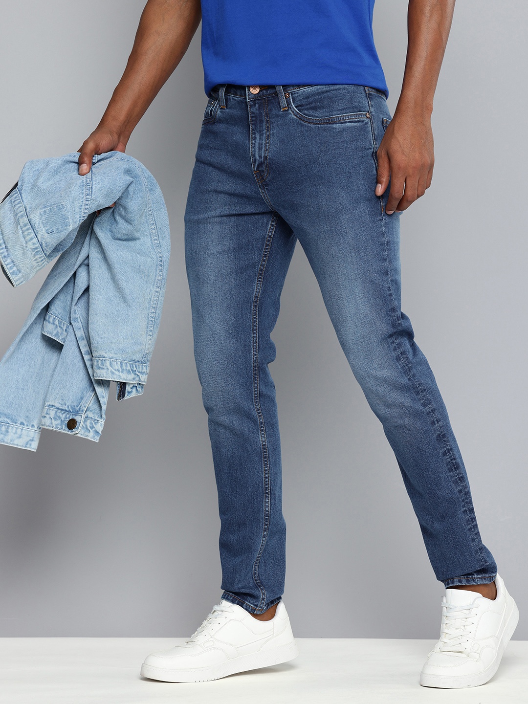 

Aeropostale Men Tapered Fit Heavy Fade Stretchable Jeans, Blue