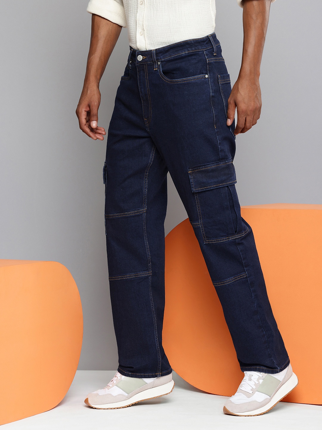 

Aeropostale Men Baggy Fit Cargo Style Stretchable Jeans, Blue