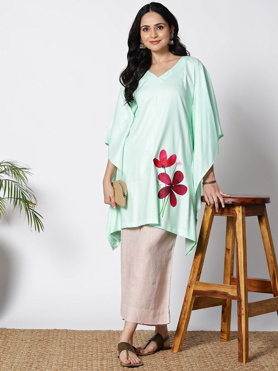 

LetsDressUp Floral Printed V-Neck Flared Sleeves Pleated Kaftan Kurti, Green
