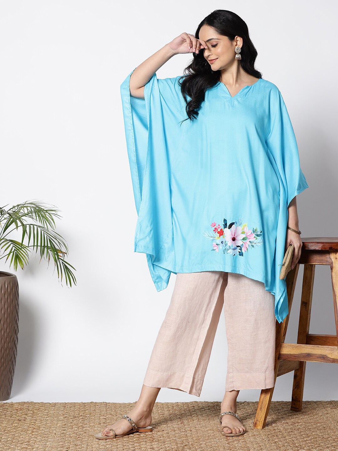 

LetsDressUp Floral Printed V-Neck Extended Sleeves Kaftan Kurta, Turquoise blue