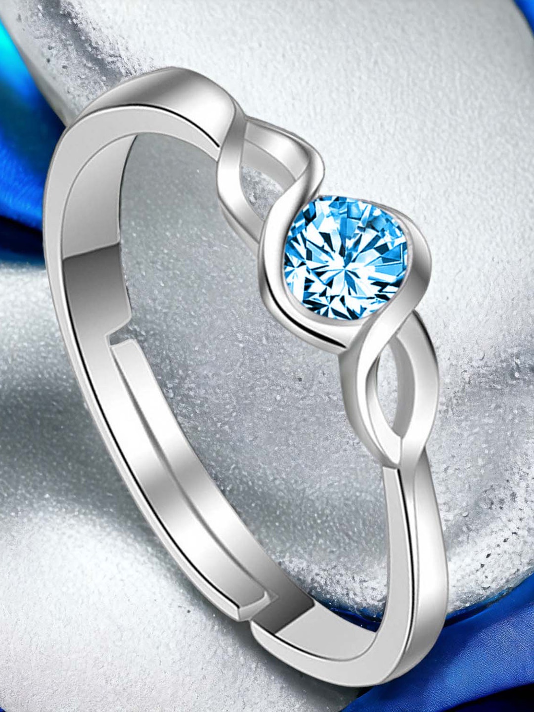 

Okos Rhodium-Plated Stone-Studded Finger Ring, Silver