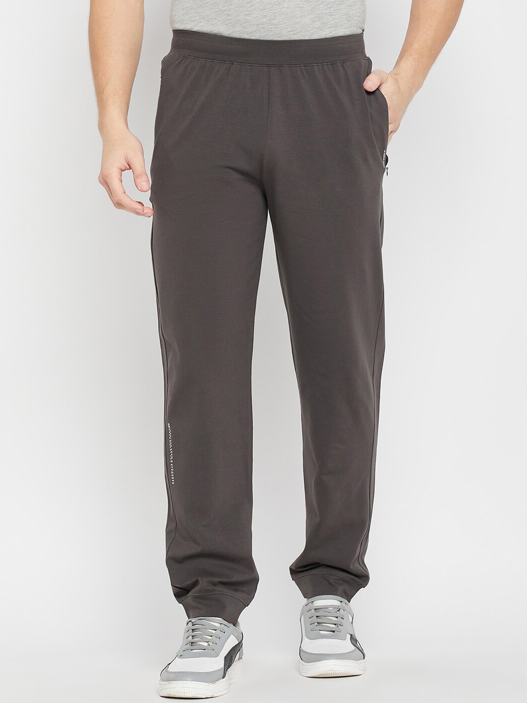 

Okane Men Mid-Rise Track Pants, Grey