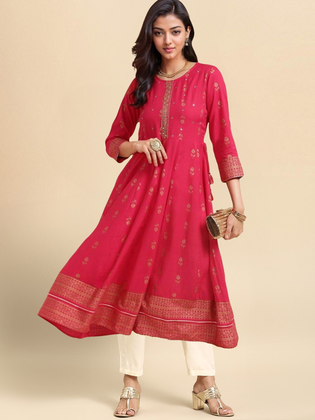 

Rangita Floral Embroidered Regular Gotta Patti Kurta with Trousers, Pink