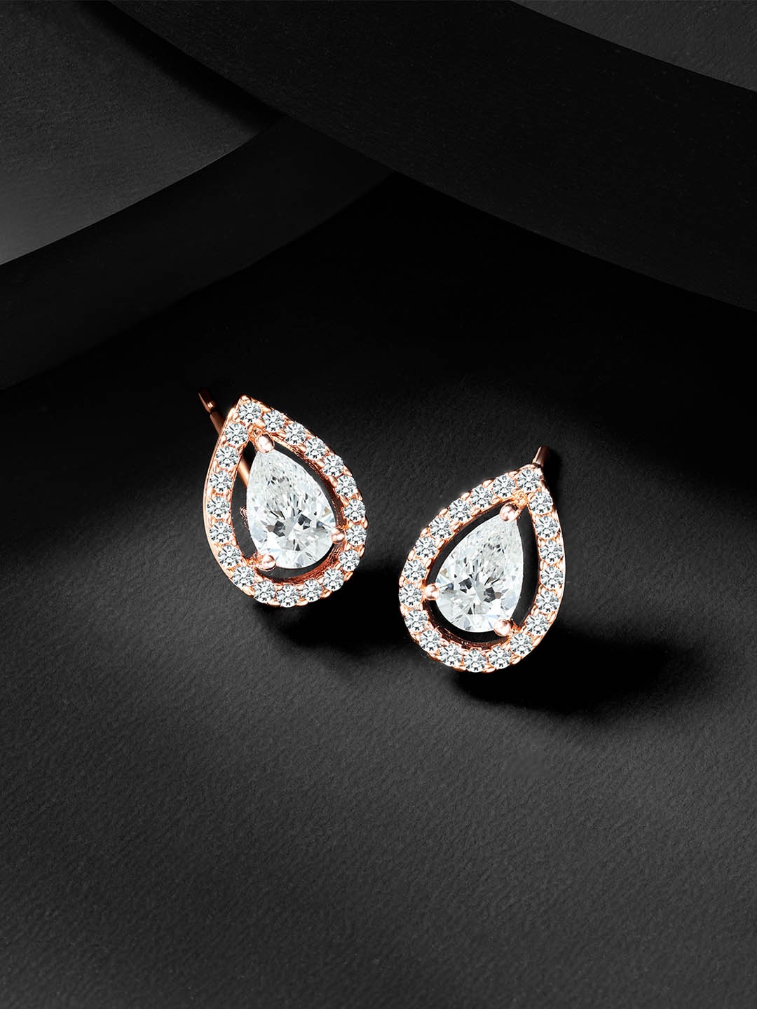 

Peora Contemporary Studs Earrings, Rose gold