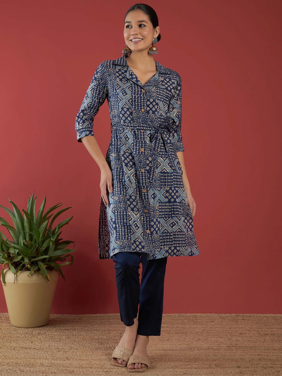 

Anouk Women Printed Regular Kurta with Trousers, Blue