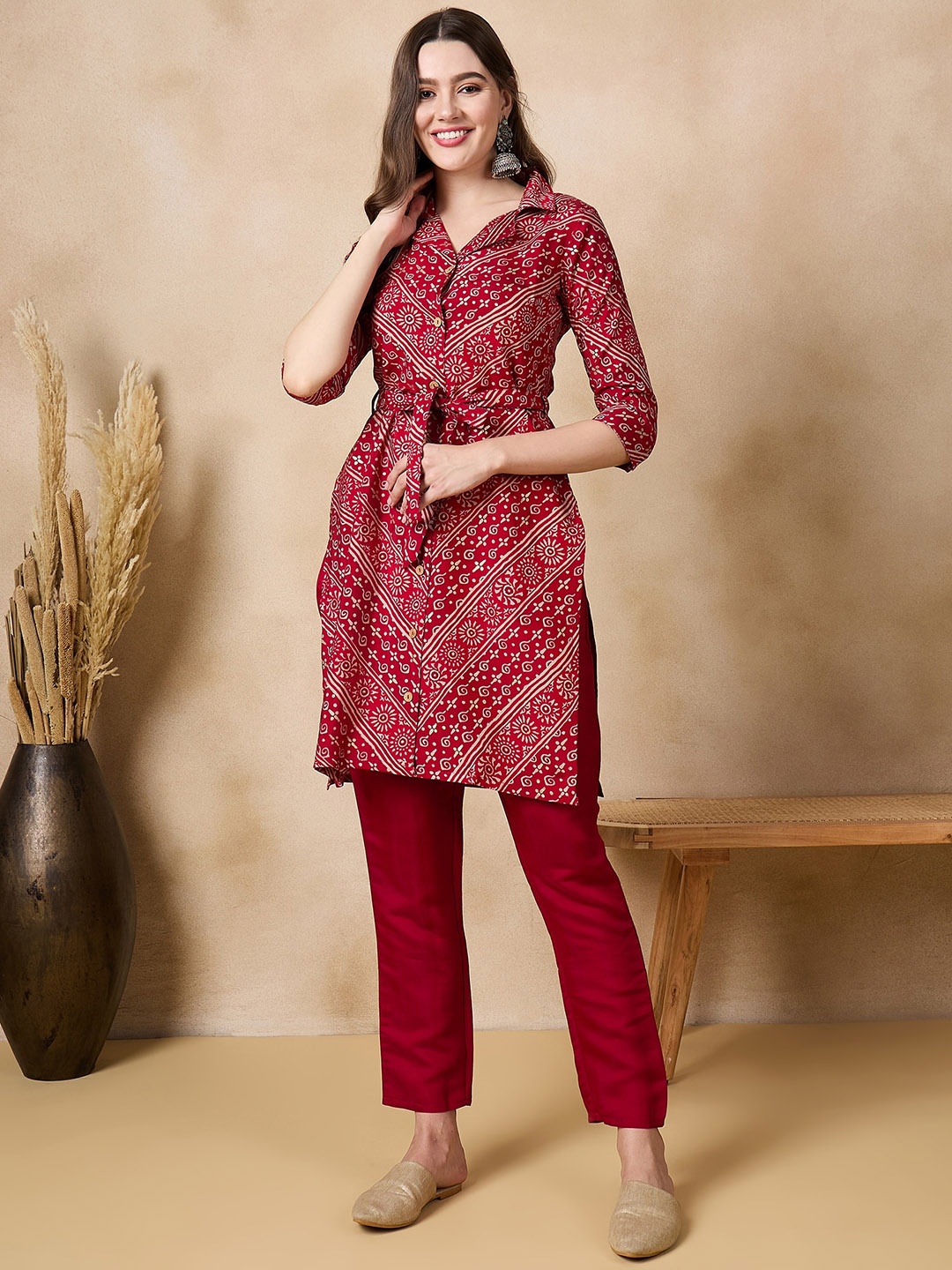 

Anouk Printed Regular Kurta & Trousers, Red