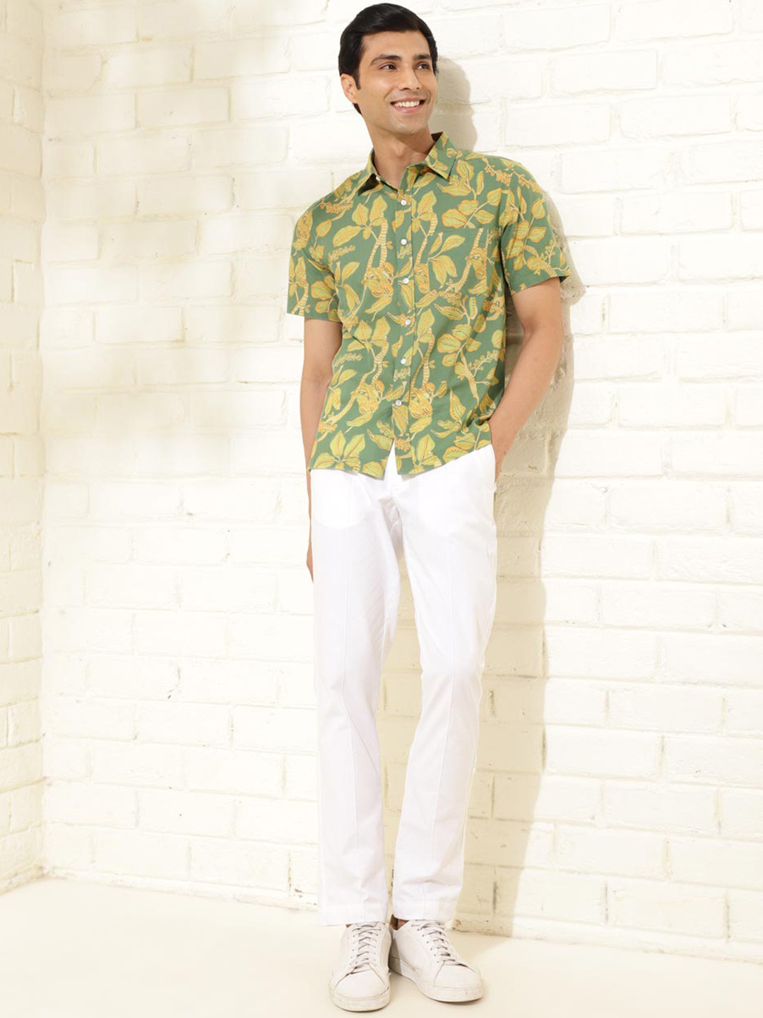 

Fabindia Floral Printed Casual Shirt, Green