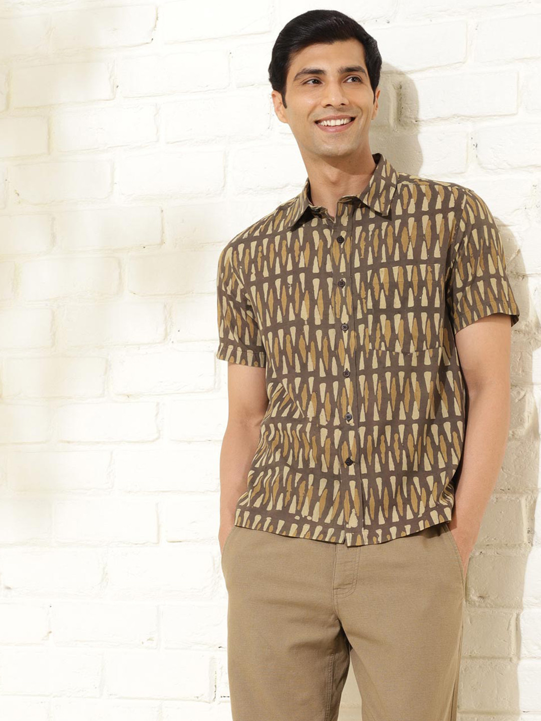

Fabindia Checked Cotton Casual Shirt, Brown