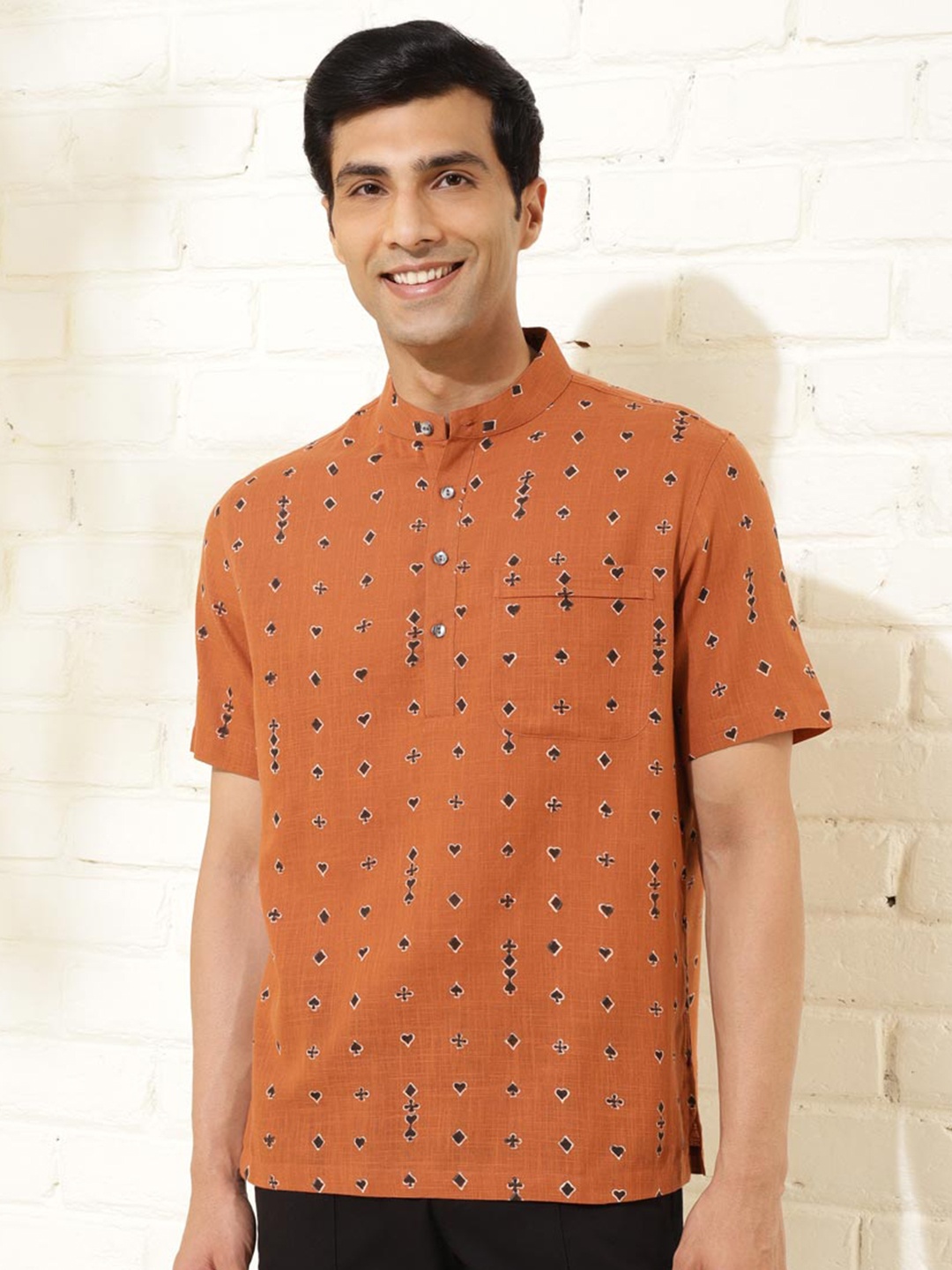 

Fabindia Geometric Printed Mandarin Collar Cotton Casual Shirt, Rust