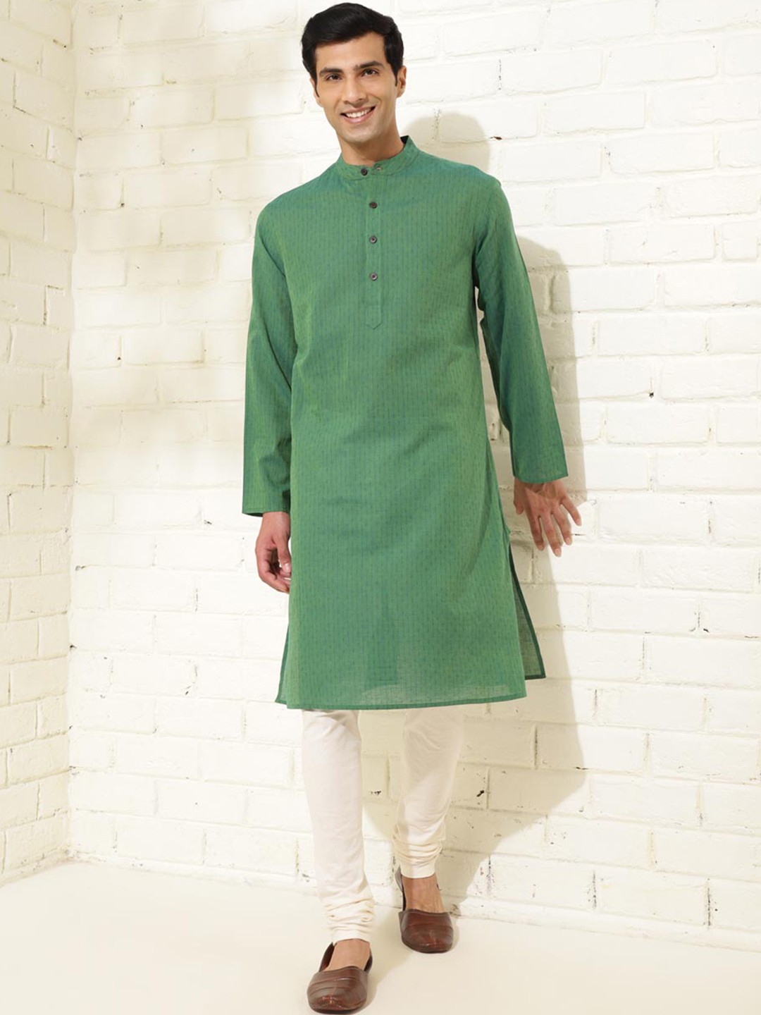 

Fabindia Striped Dobby Band Collar Cotton Straight Kurta, Green