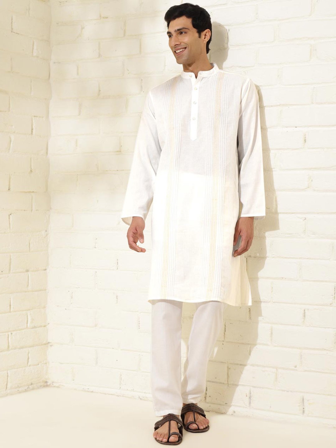 

Fabindia Striped Mandarin Collar Thread Work Pure Cotton Straight Kurta, Off white