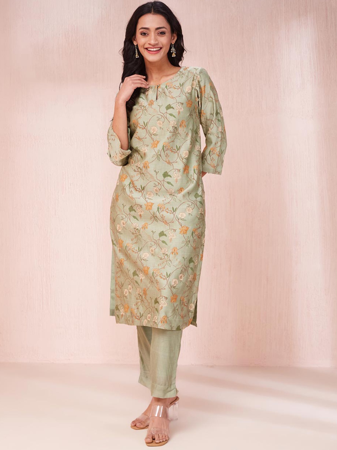 

Fabindia Floral Printed Straight Kurta With Trouser, Green