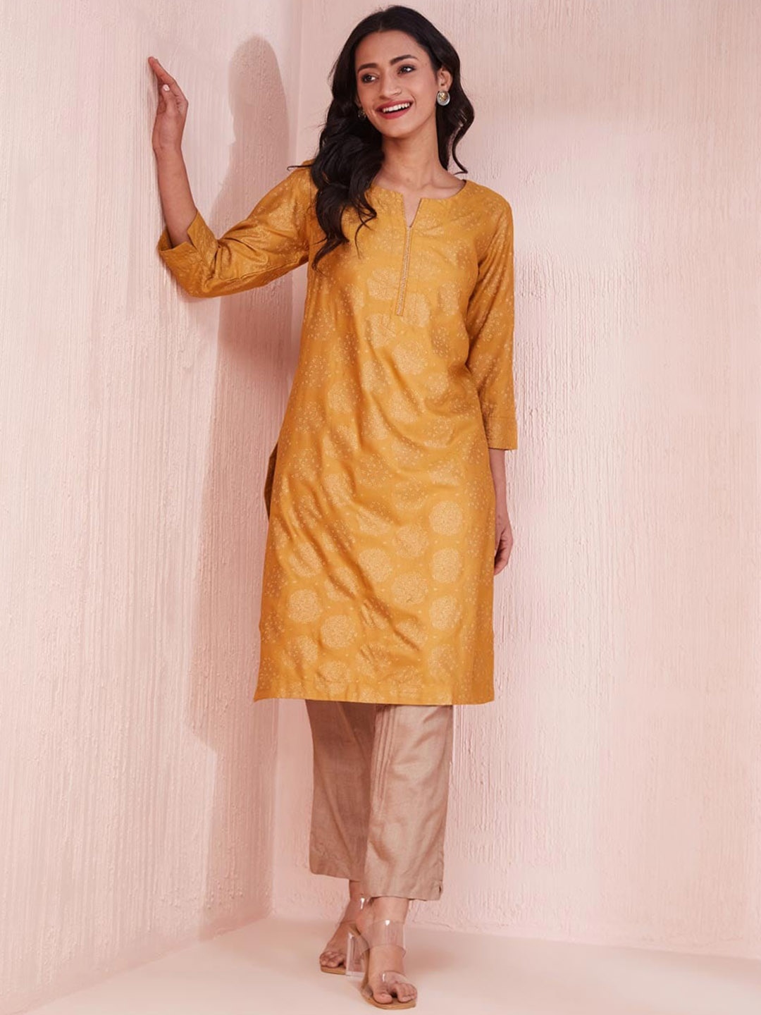 

Fabindia Ethnic Motifs Printed Notched Neck Straight Kurta, Mustard