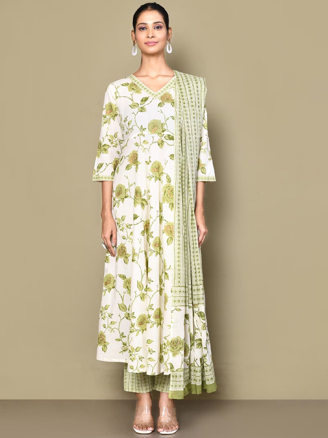 

MIRAVAN Floral Printed Regular Pure Cotton Anarkali Kurta With Palazzos & Dupatta, Green