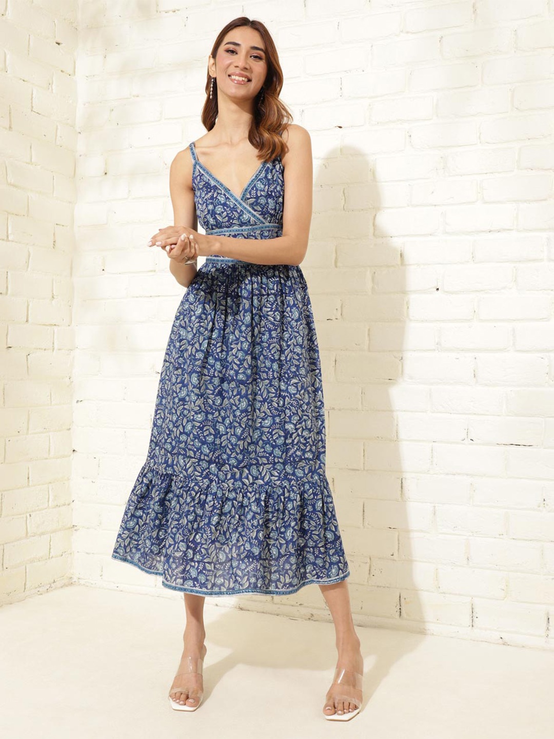 

Fabindia Floral Printed V-Neck Cotton A-Line Midi Dress, Blue