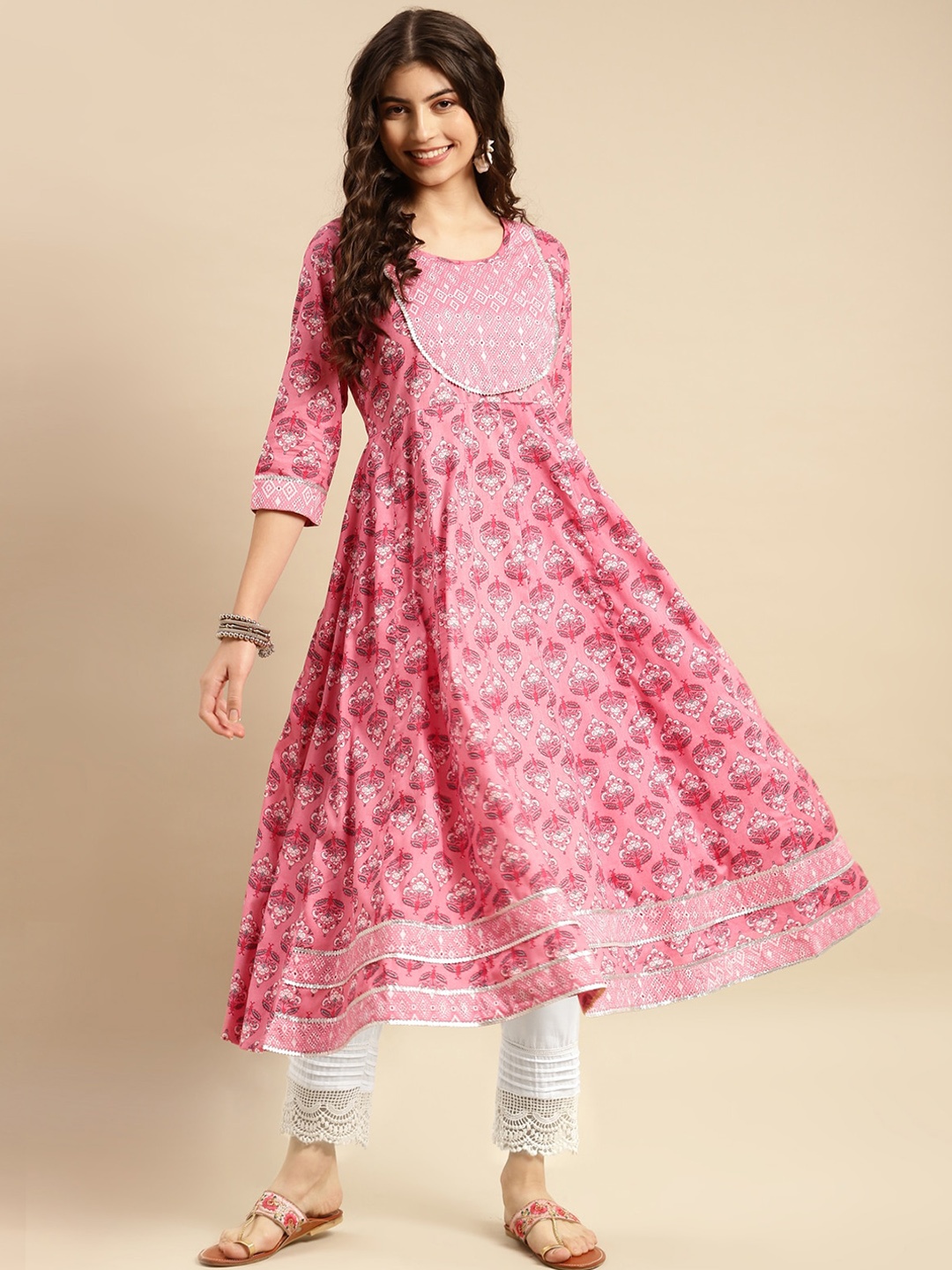 

Rangita Floral Regular Gotta Patti Pure Cotton Kurta with Trousers, Pink