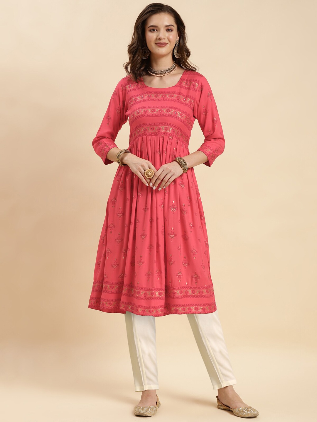 

Rangita Floral Printed Regular Sequinned Kurta with Trousers, Pink