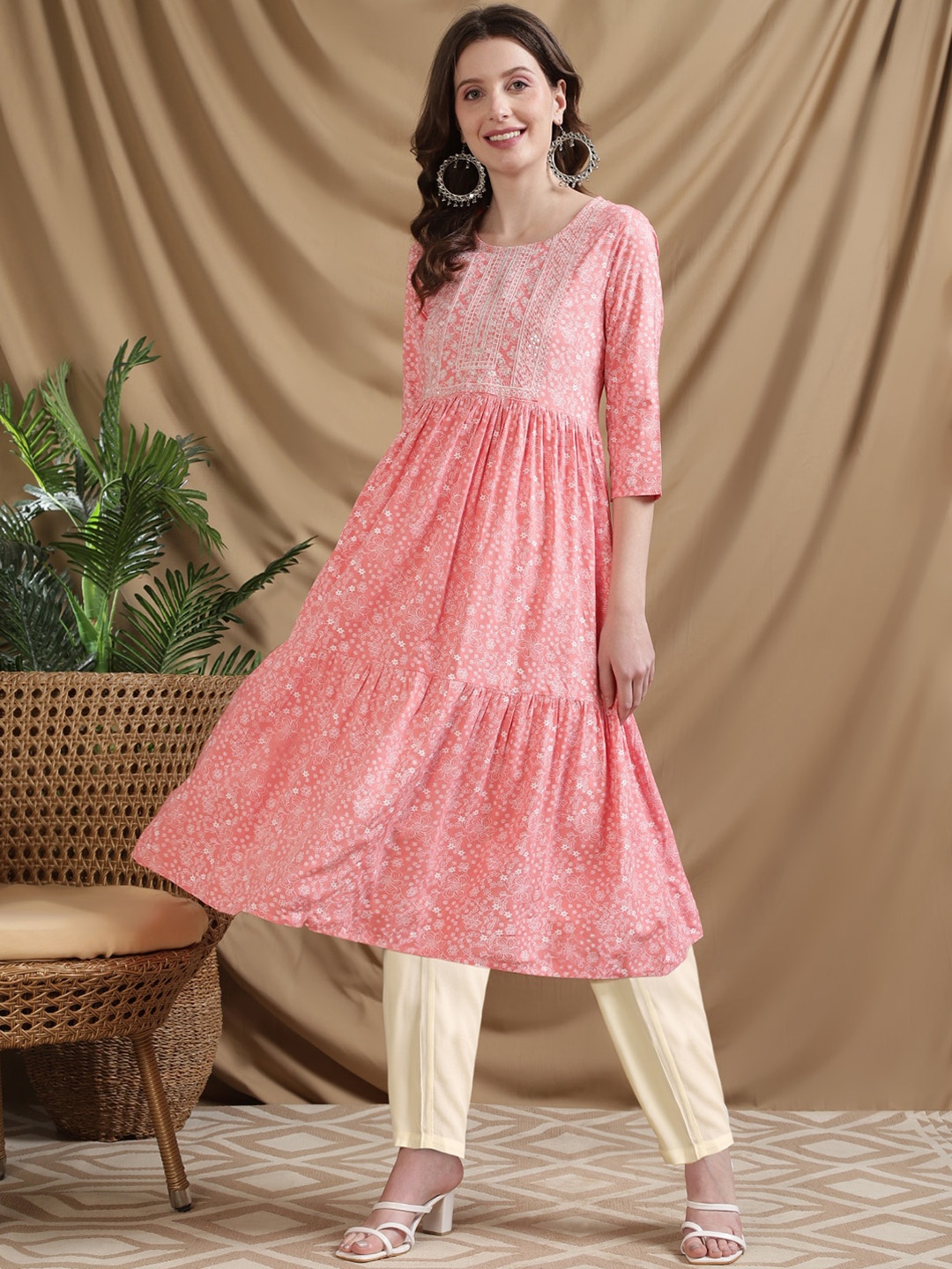 

Rangita Round Neck Floral Printed Sequinned Anarkali Kurta with Trouser, Peach