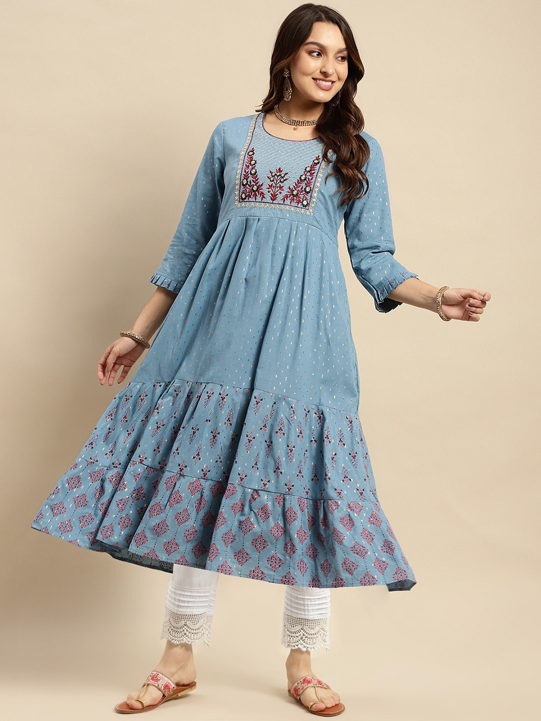

Rangita Floral Embroidered Regular Pure Cotton Kurta with Trousers, Blue