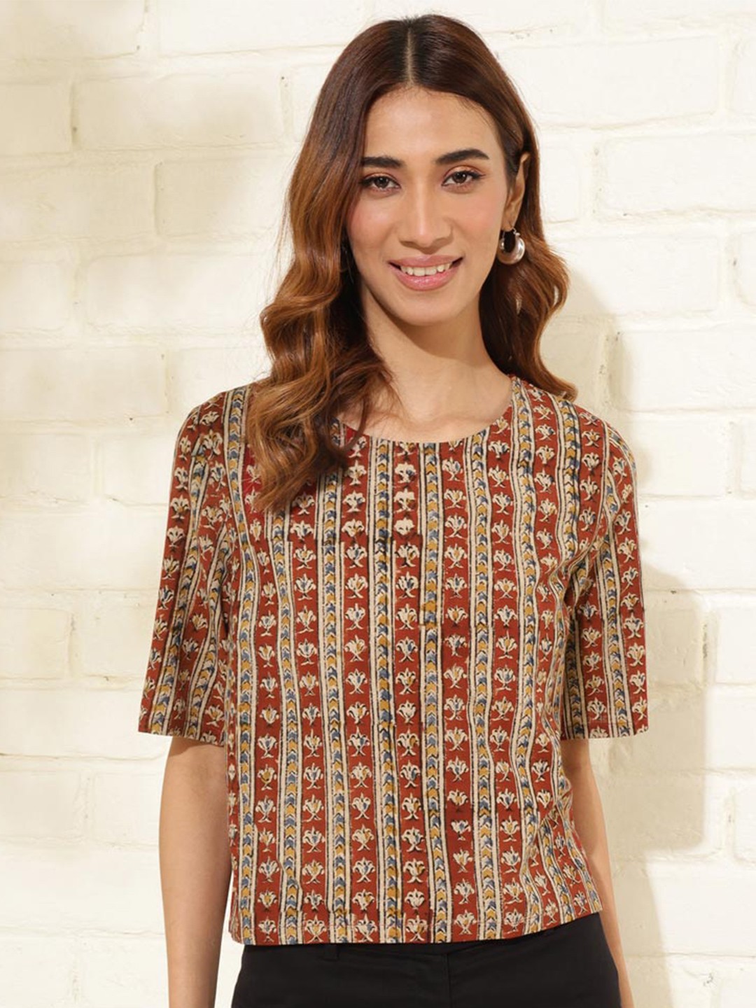 

Fabindia Floral Printed Cotton Top, Red