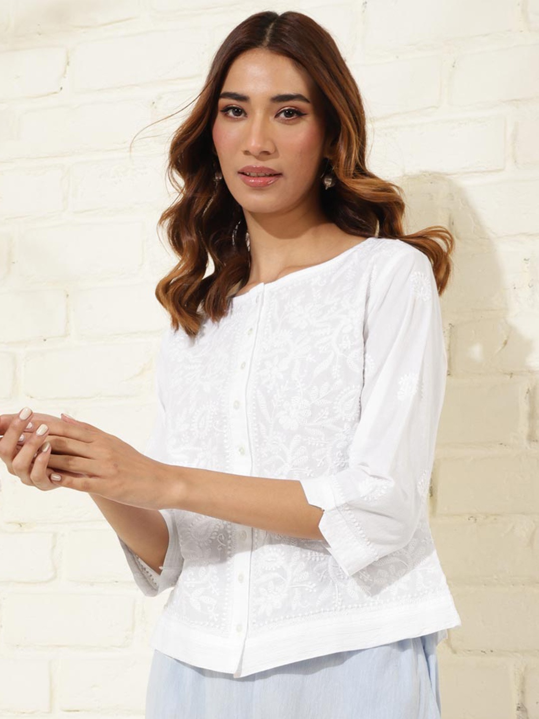 

Fabindia Floral Embroidered Round Neck Chikankari Cotton Top, White
