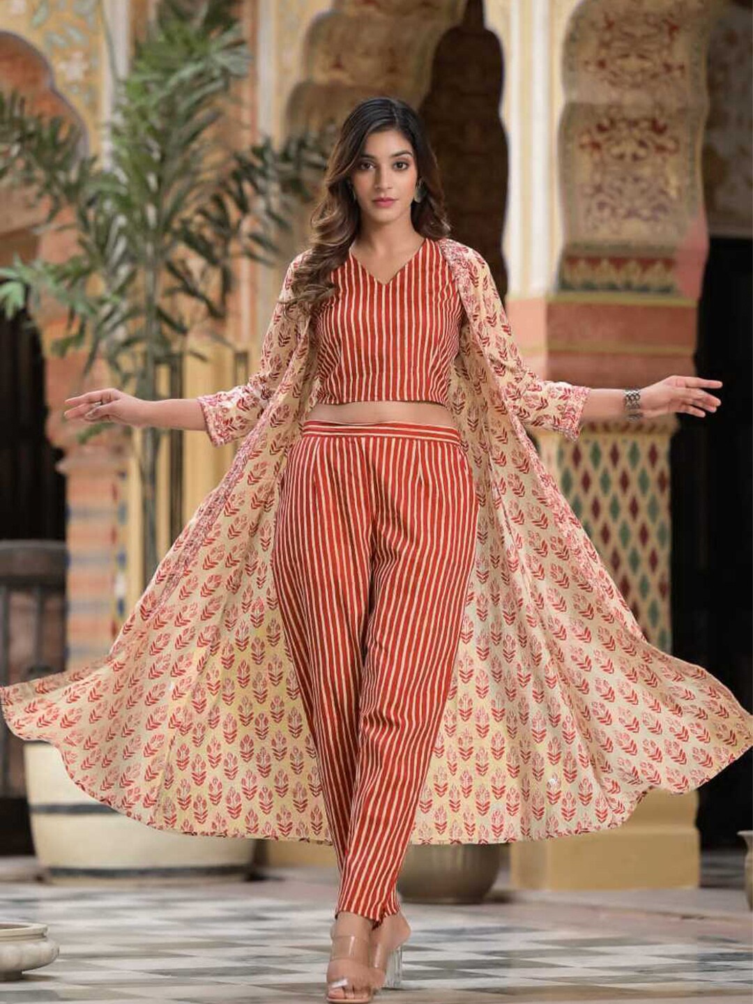 

ARAVALII Striped V-Neck Crop Top & Trousers With Shrug, Red