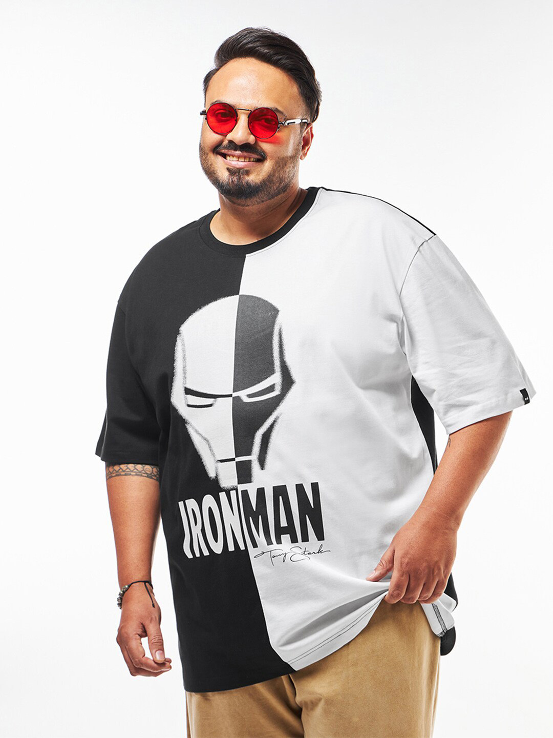 

Bewakoof Black & White Plus Size Iron Man Printed Oversized Pure Cotton T-shirt