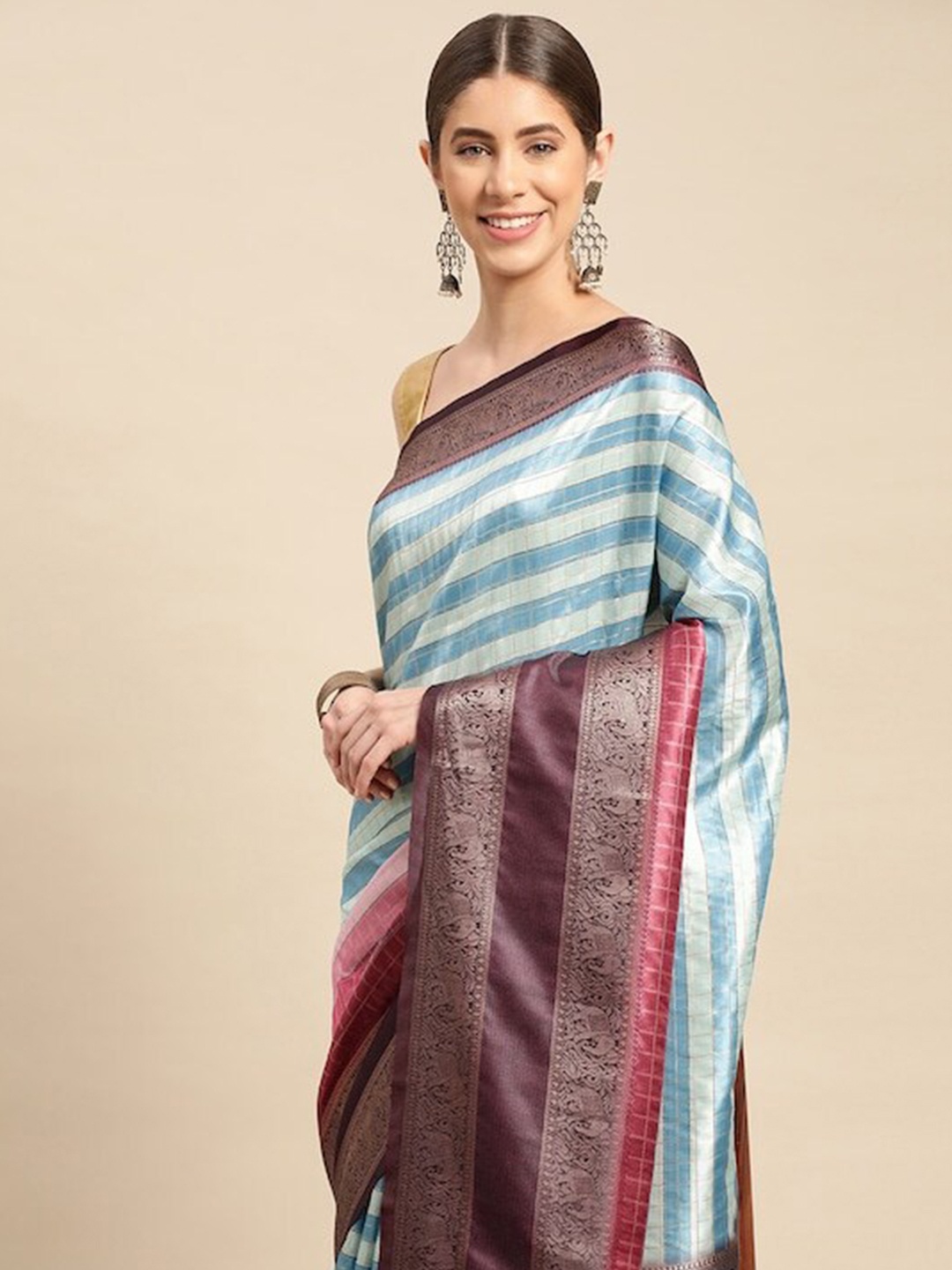 

PATLIPALLU Striped Zari Banarasi Saree, Burgundy