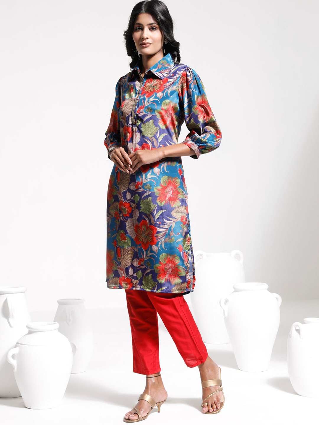 

VASTRAMAY Floral Printed Regular Kurta With Trouser, Blue