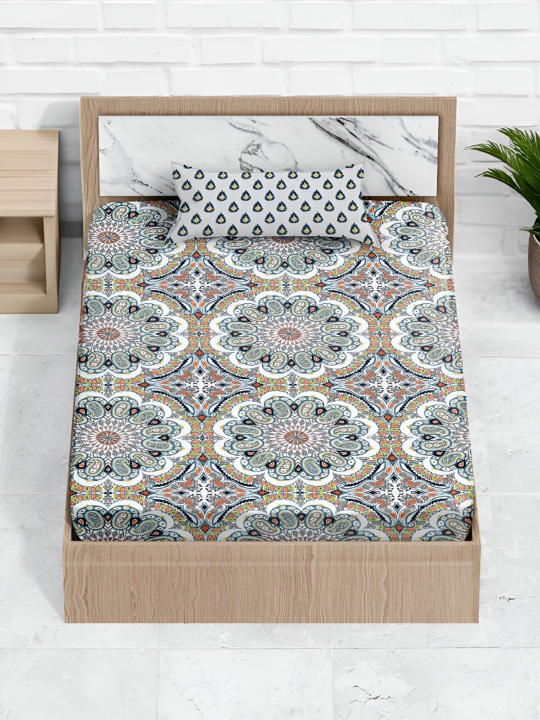 

Ratan Cart Blue & White Geometric 130 TC Cotton Single Bedsheet with 1 Pillow Covers