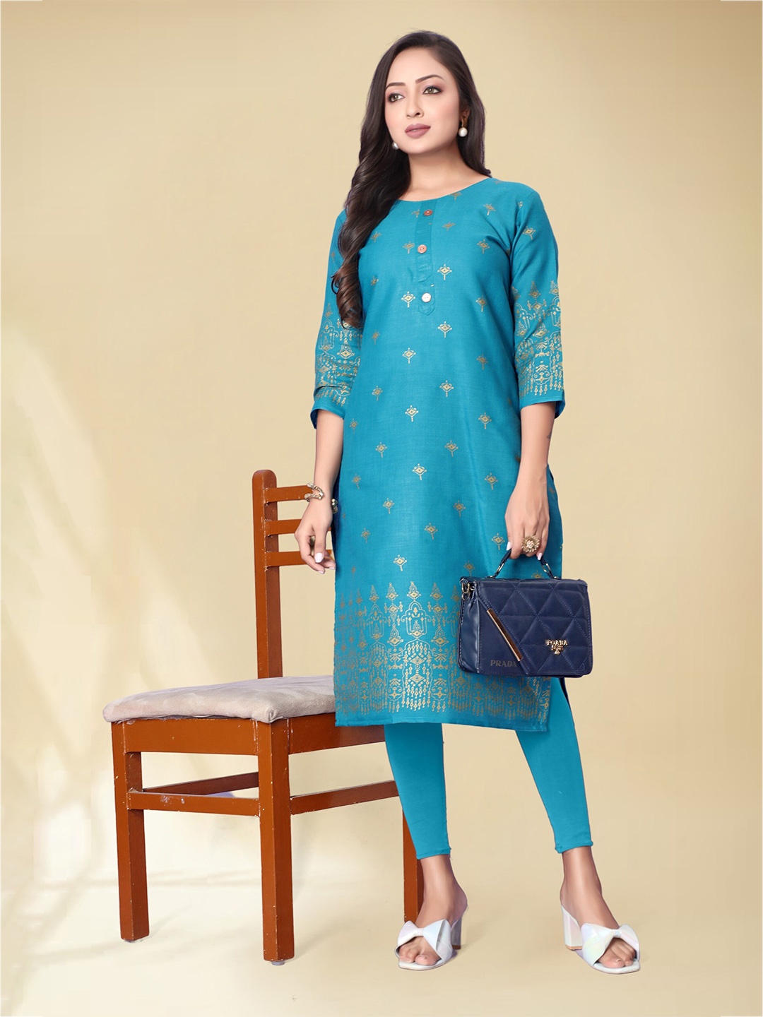 

Anouk Turquoise Blue Ethnic Motifs Printed Round Neck Straight Kurta