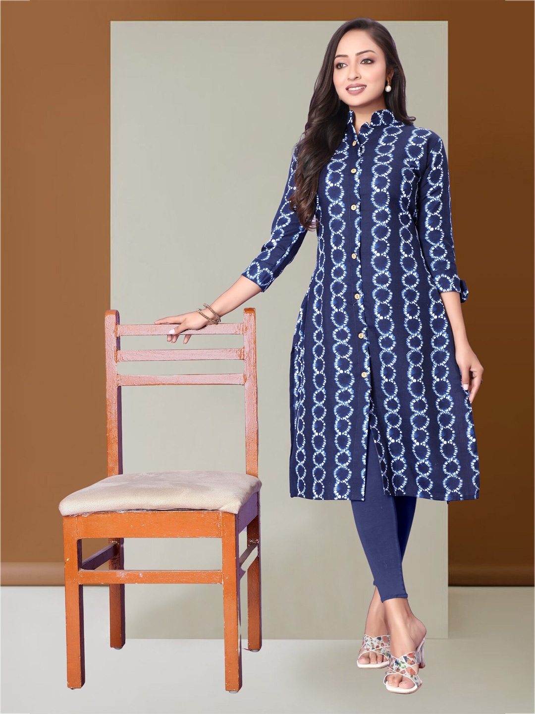 

Anouk Ethnic Motifs Printed Mandarin Collar Straight Kurta, Navy blue