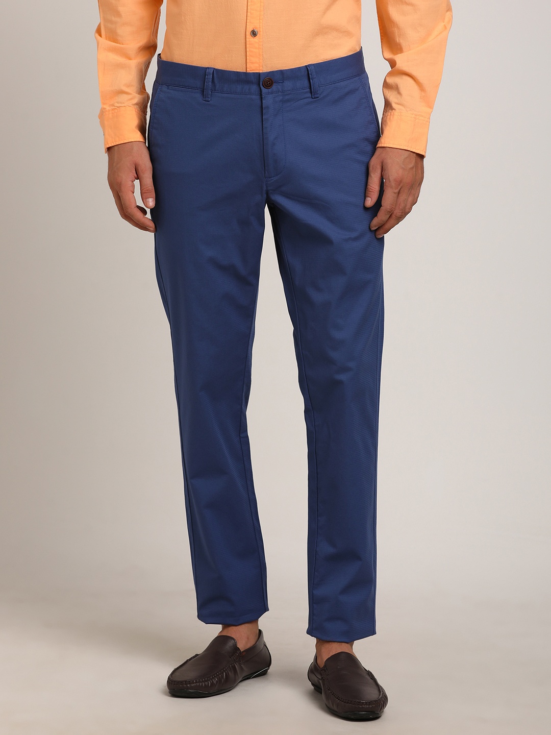 

Indian Terrain Men Brooklyn Slim Fit Chinos Trousers, Blue