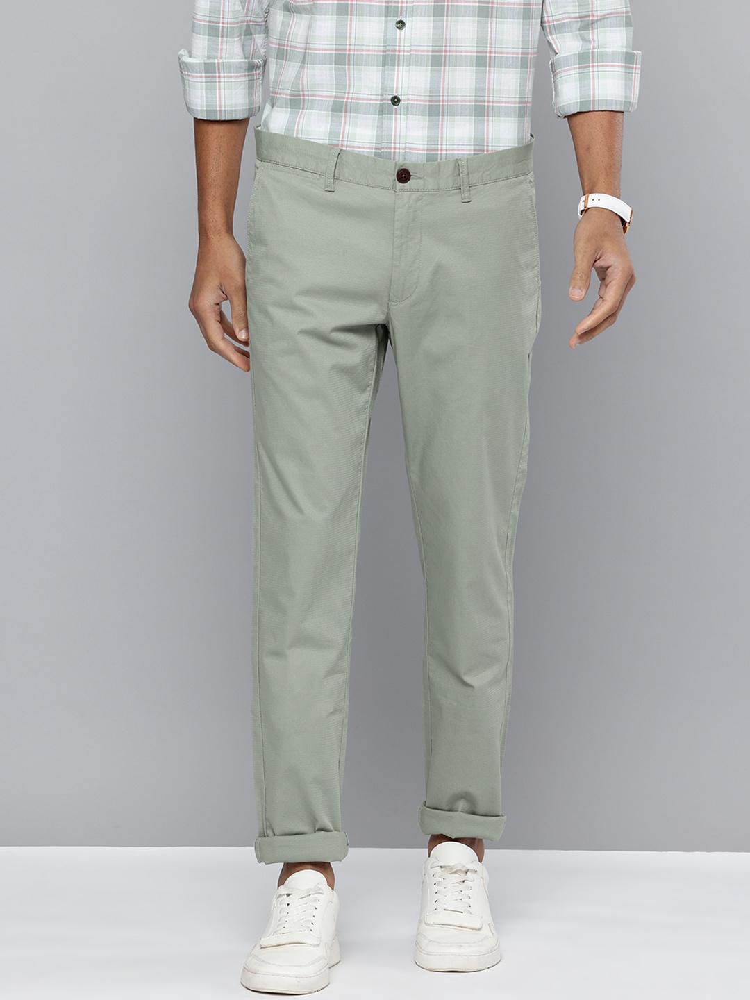

Indian Terrain Men Brooklyn Slim Fit Chinos Trousers, Green