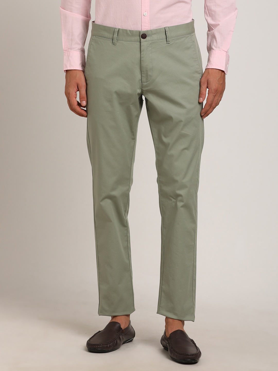 

Indian Terrain Men Brooklyn Slim Fit Chinos Trousers, Green