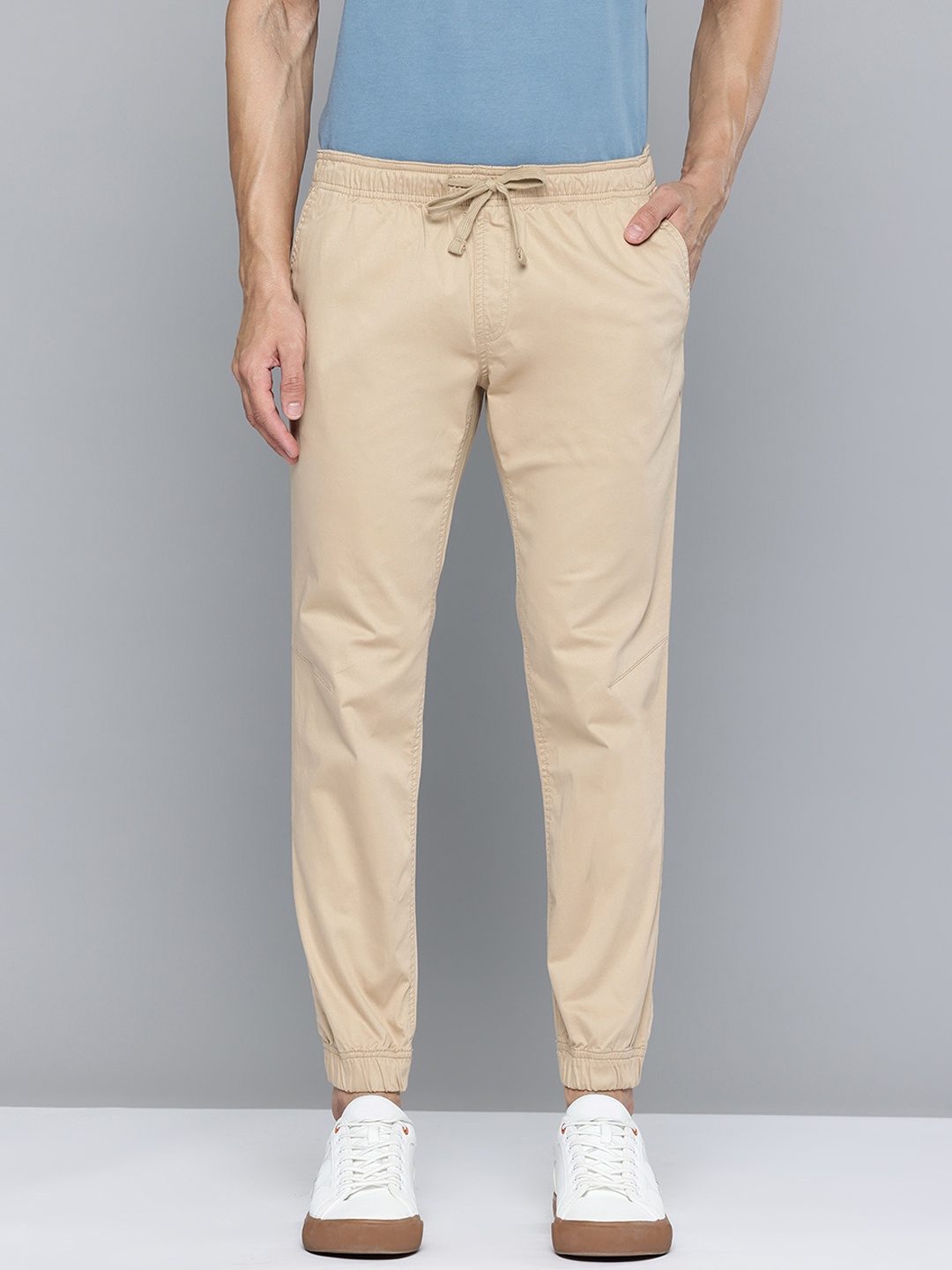 

Indian Terrain Men Urban - C Comfort Fit Joggers, Beige