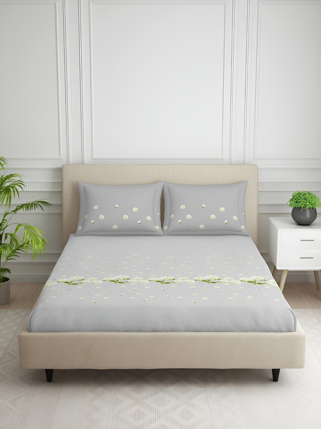 

SPACES Grey & White Floral 144 TC Queen Bedsheet with 2 Pillow Covers