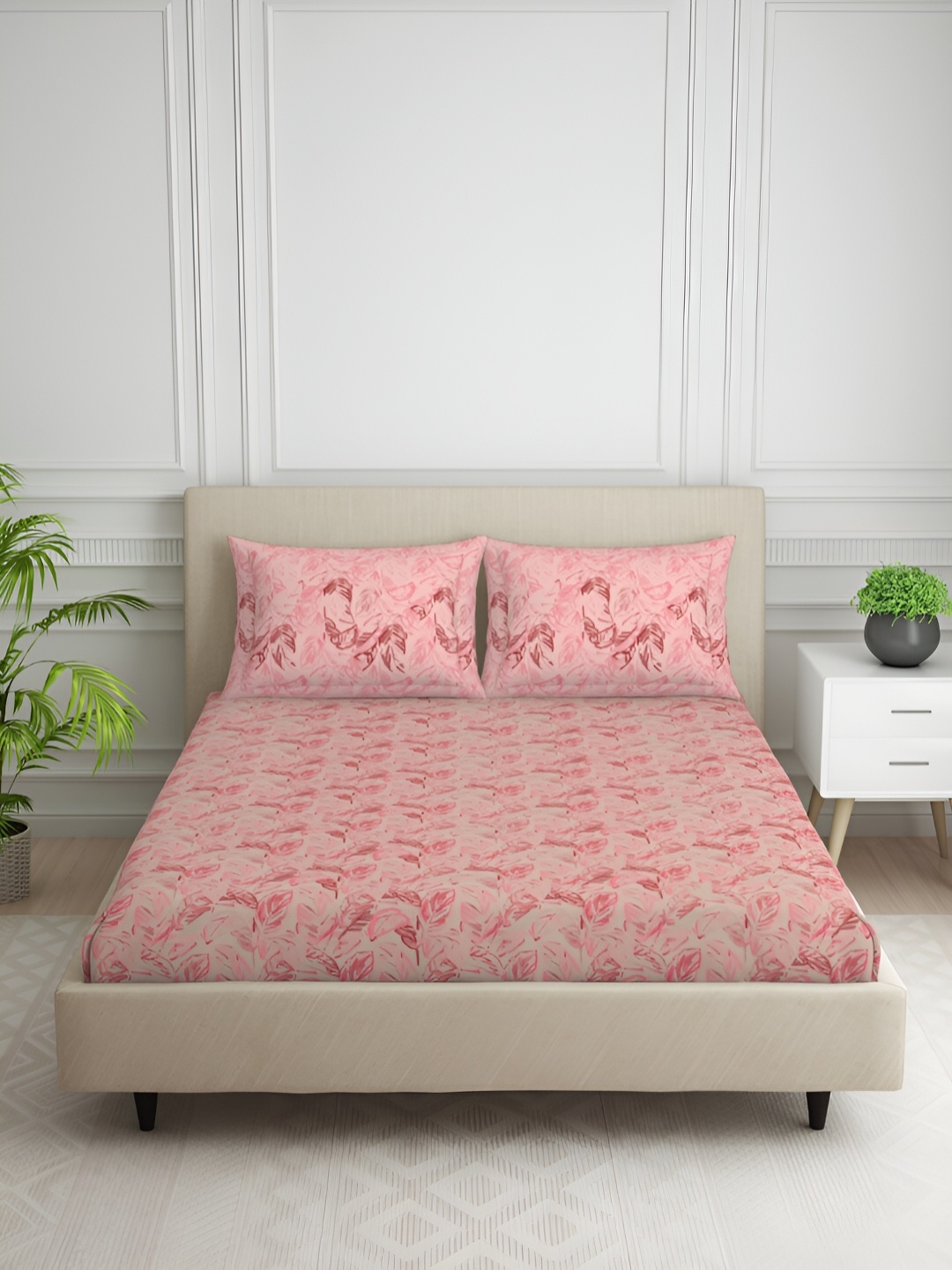 

SPACES Pink Floral Cotton 130 TC Queen Bedsheet with 2 Pillow Covers