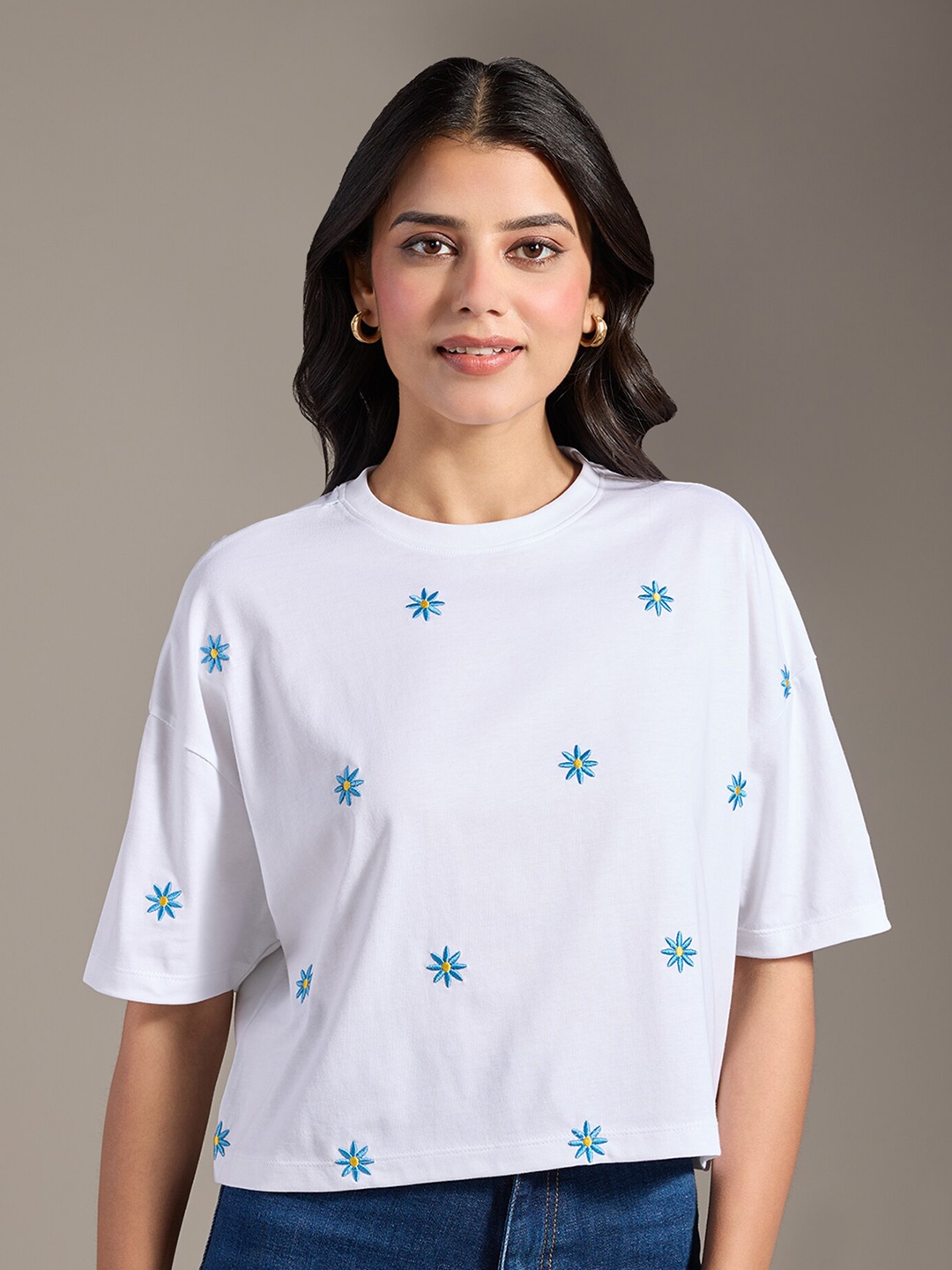 

20Dresses White Floral Printed Drop-Shoulder Sleeves Pure Cotton T-shirt