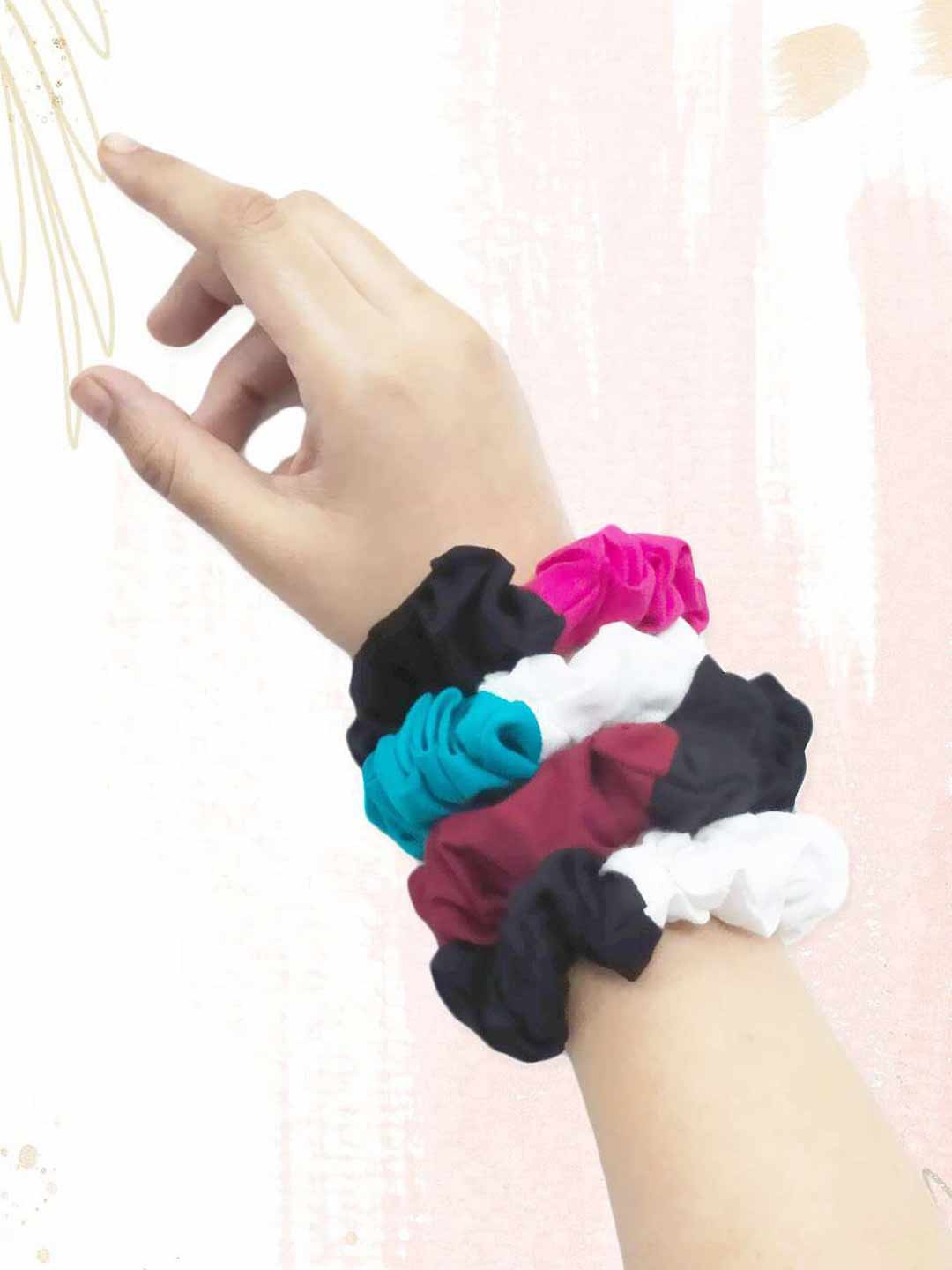 

LastInch Set of 4 Colourblocked Ponytail Holders, Black