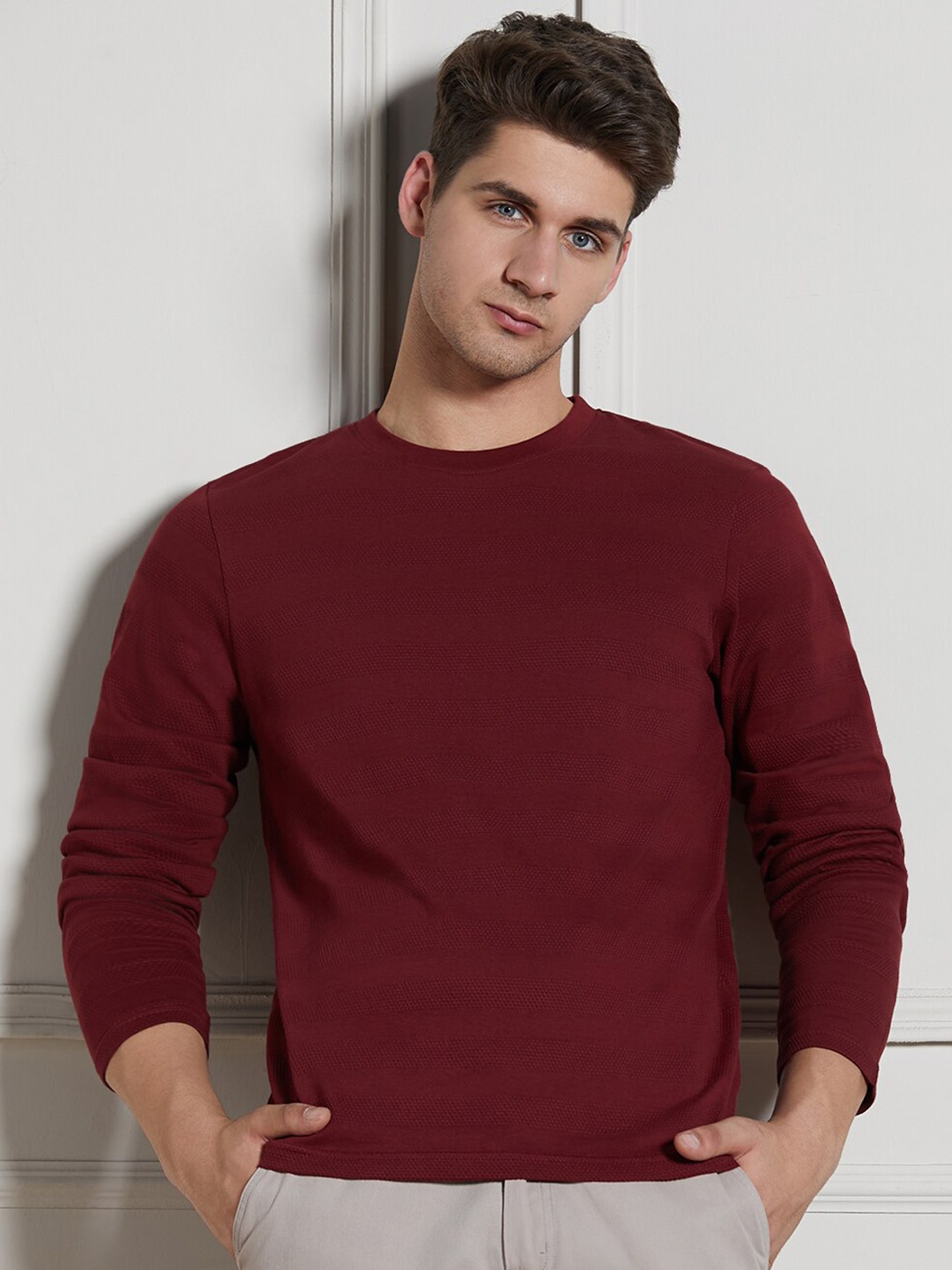 

Dennis Lingo Round Neck Cotton Regular Fit Textured T-shirt, Red