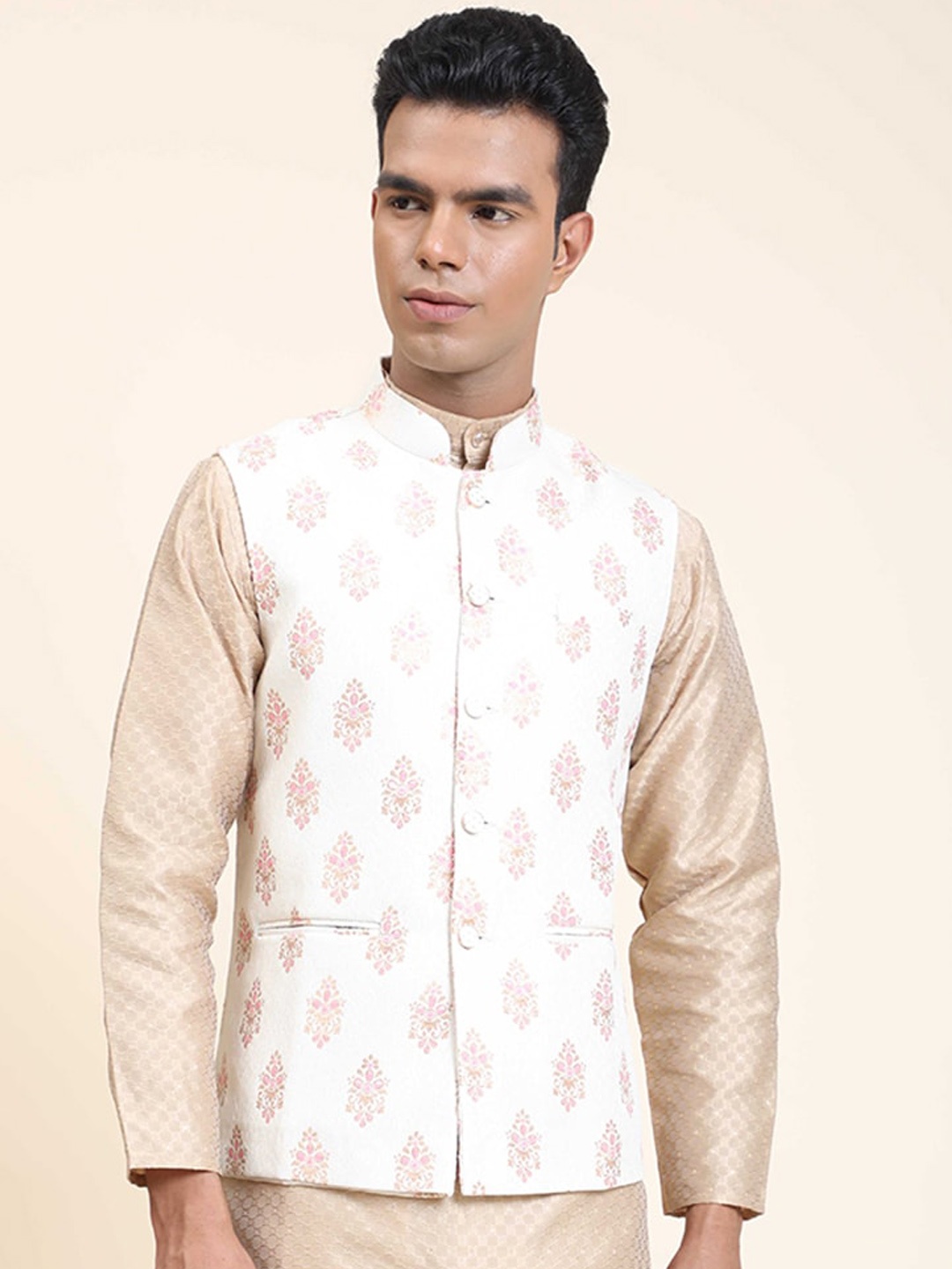 

Aanys Culture Woven Design Mandarin Collar Sleeveless Satin Nehru Jacket, Cream