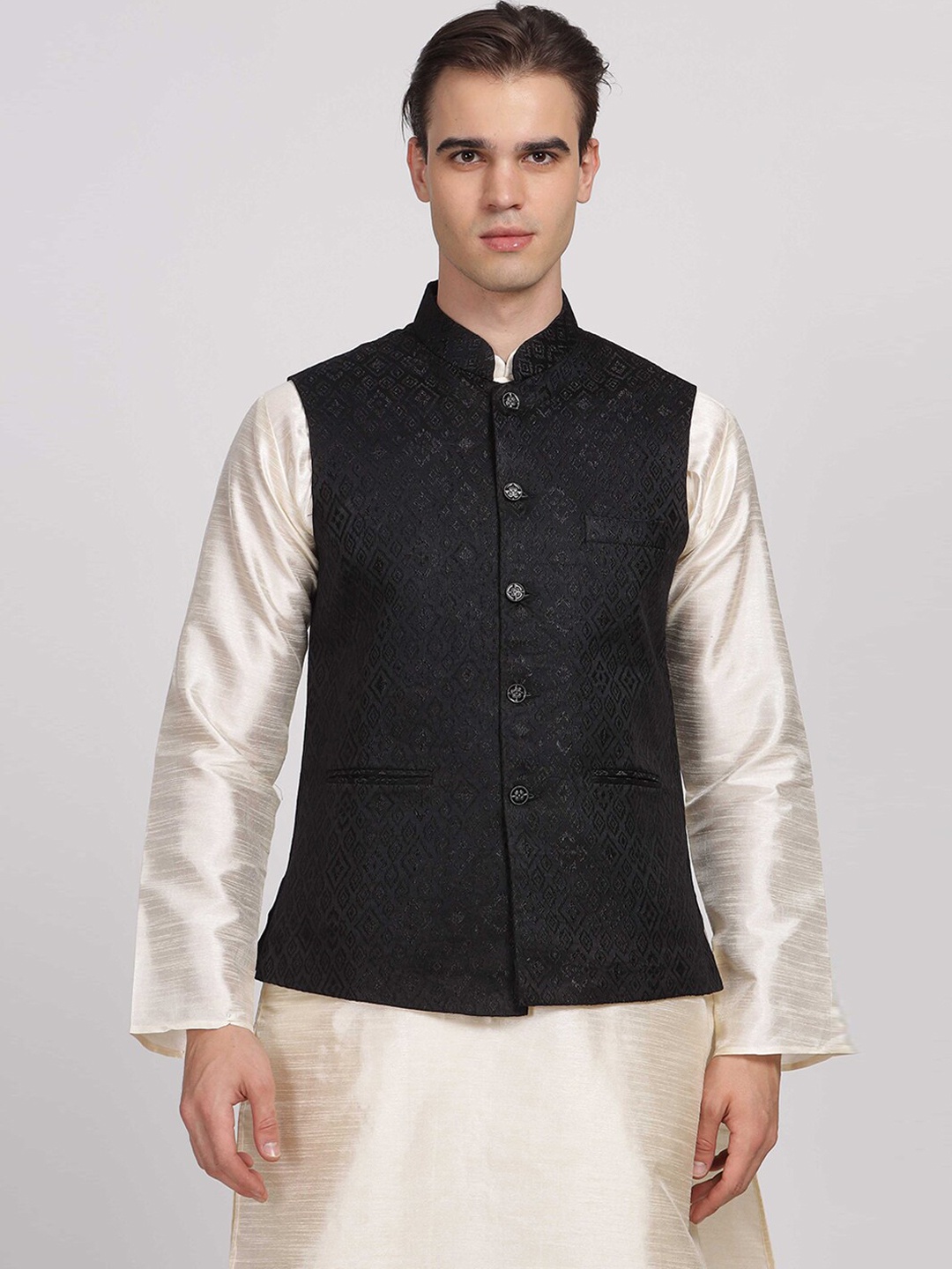 

Aanys Culture Woven Design Sleeveless Nehru Jacket, Black